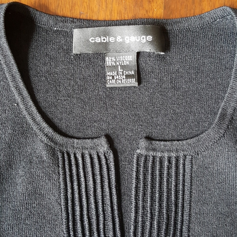 20:08 Cable & Gauge Knit Top - Picture 8 of 8